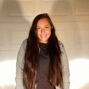 Meet your Posher, Nina